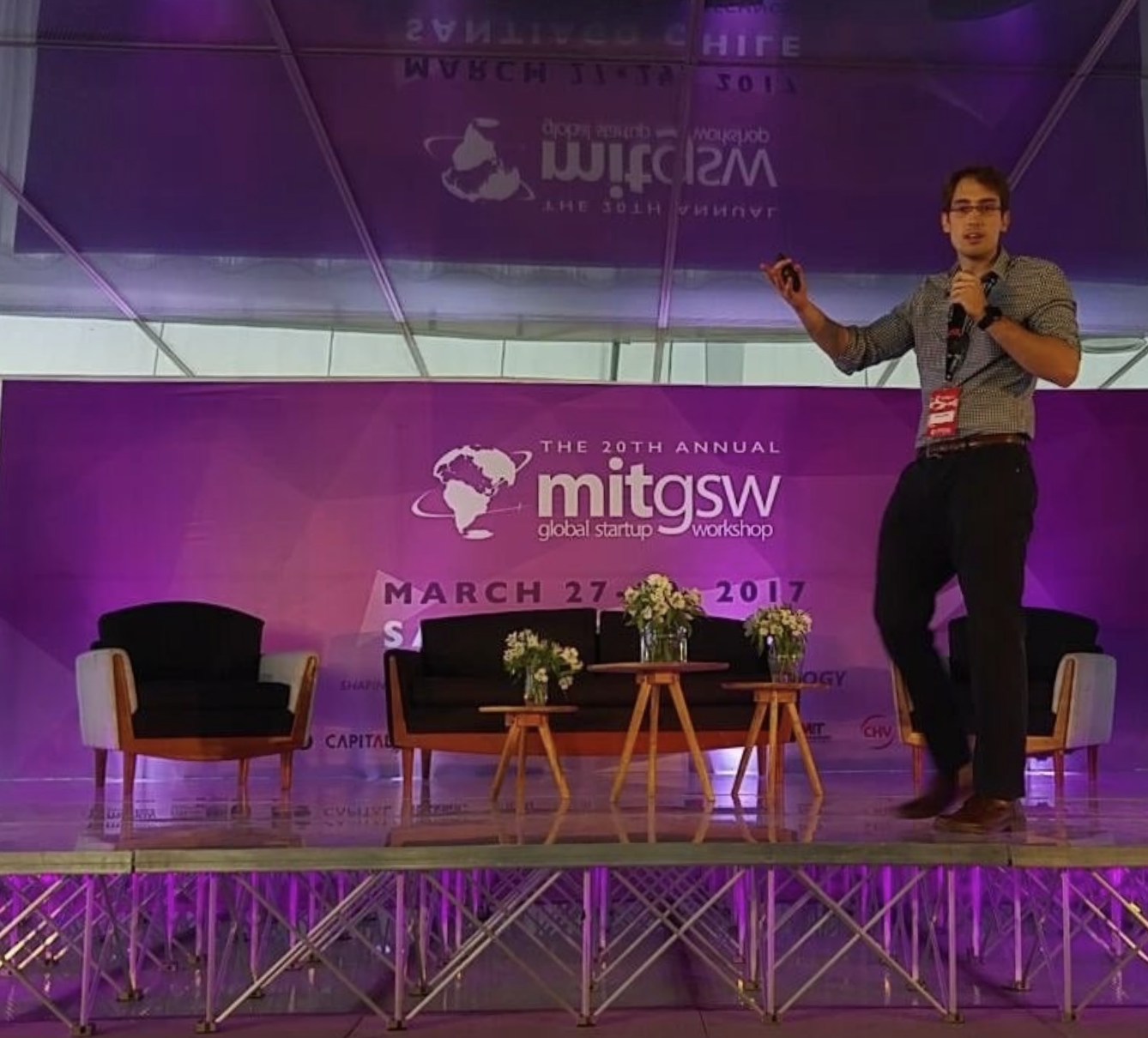 Palestra sobre Smart Contracts no MIT GSW